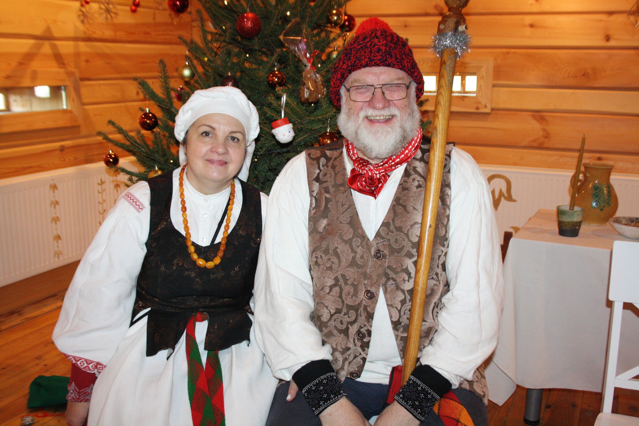 „Kalėdinio laikotarpio papročiai ir tradicijos. Kalėdų dovanos džiaugsmas“