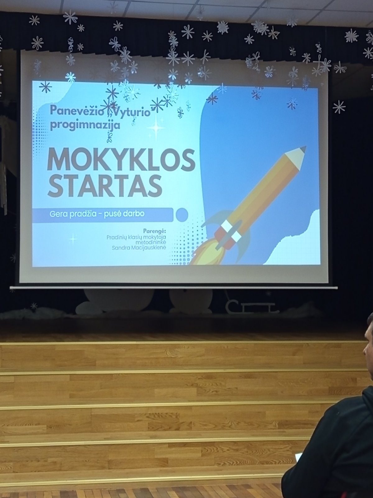 Pirmasis žingsnis į būsimą kelionę