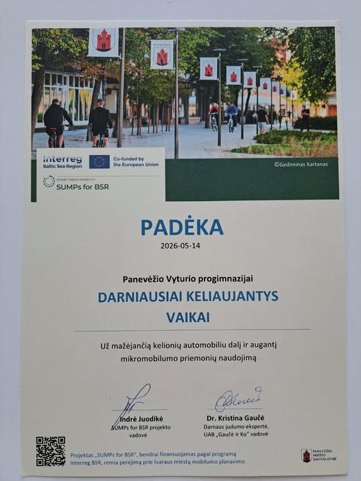 Pasidžiaukime!